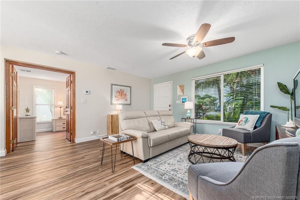 9026 SE Bobwhite Street, Hobe Sound, FL 33455 Photo