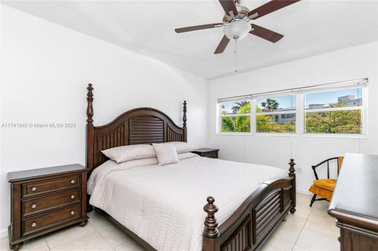 3131 S Ocean Dr, Unit 211, Hallandale Beach, FL 33009 Photo