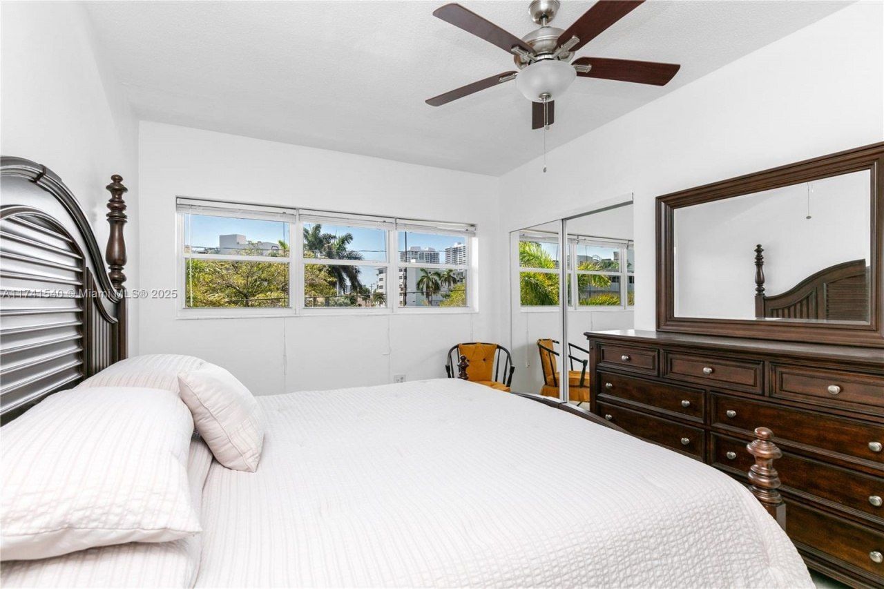 3131 S Ocean Dr, Unit 211, Hallandale Beach, FL 33009 Photo