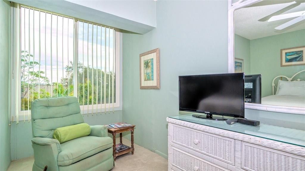 1200 E Peppertree Lane, Unit 305, Sarasota, FL 34242 Photo