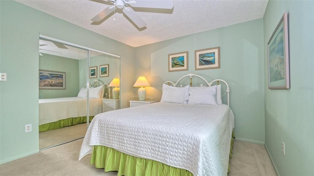 1200 E Peppertree Lane, Unit 305, Sarasota, FL 34242 Photo