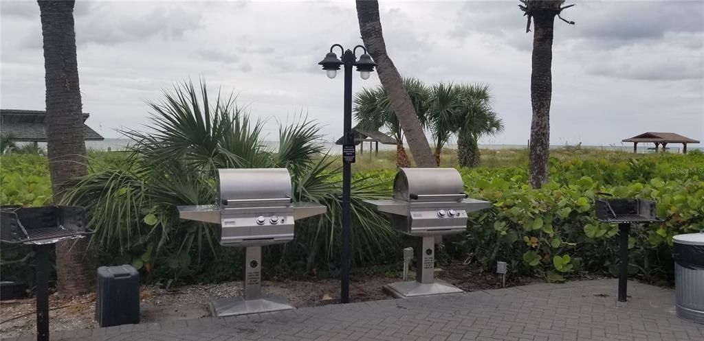 1200 E Peppertree Lane, Unit 305, Sarasota, FL 34242 Photo