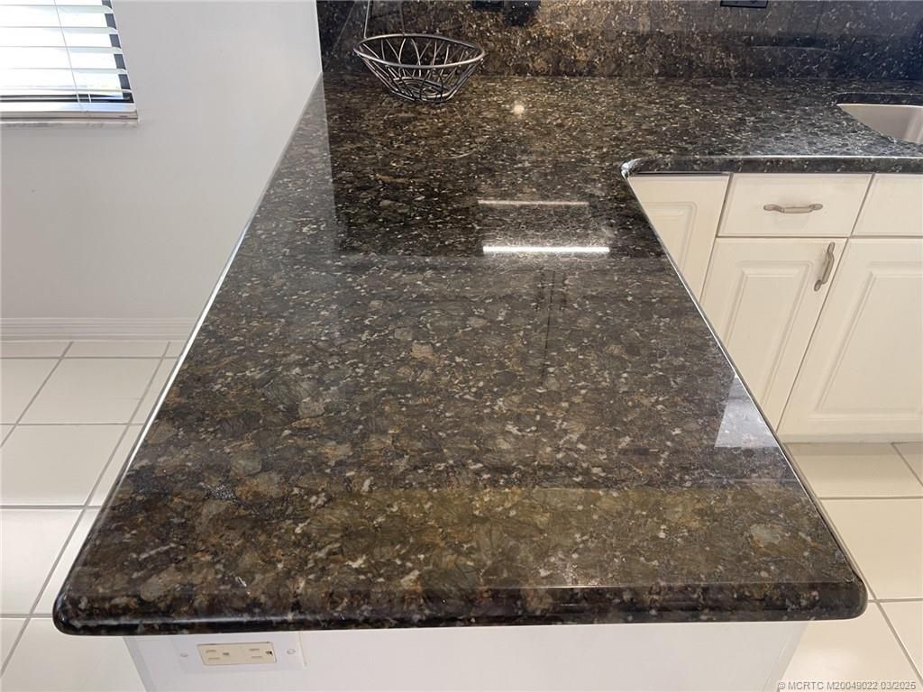 286 Nettles Boulevard, Jensen Beach, FL 34957 Photo