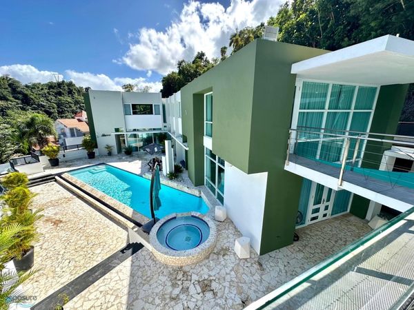 1 Street QUINTAS DE BEVERLY HILLS, Unit B8, Guaynabo, PR 00969
