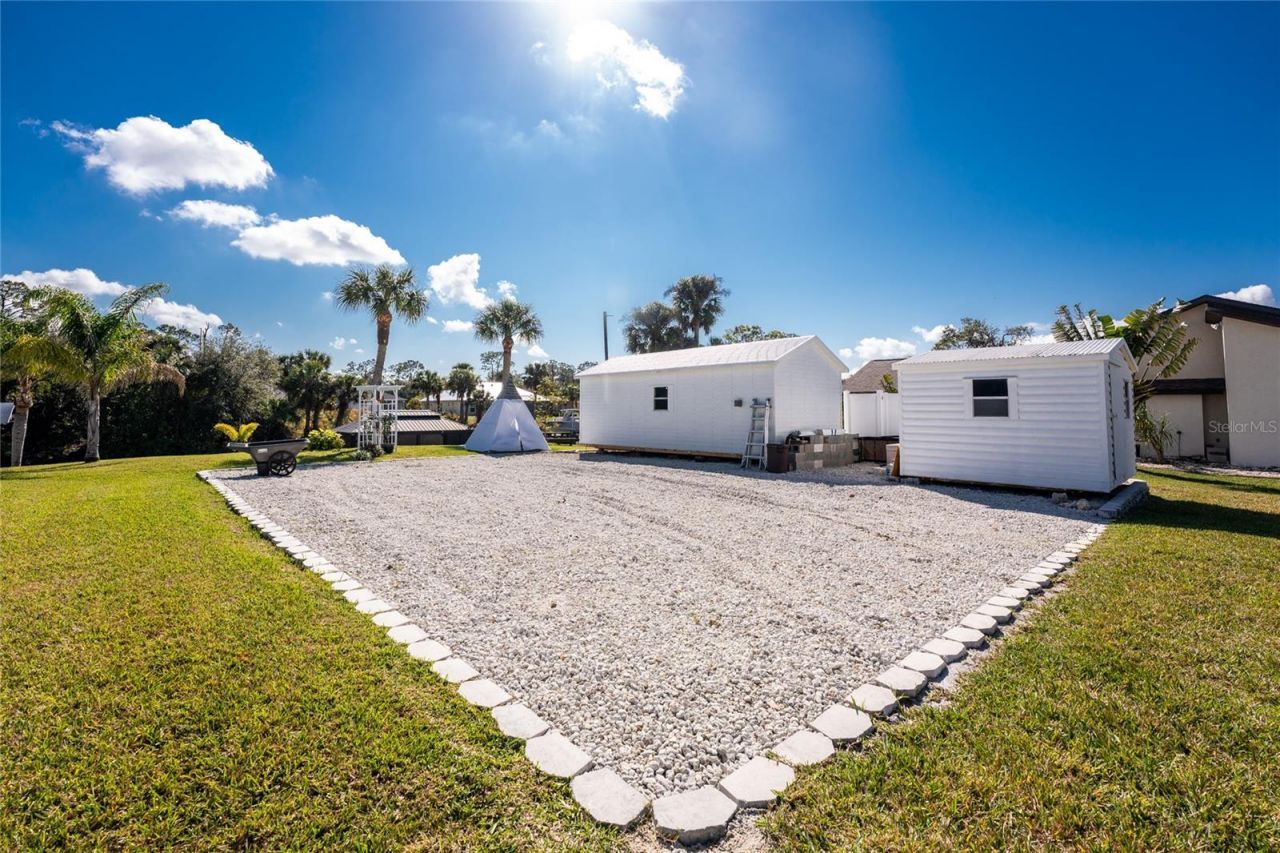 1052 Eppinger Drive, Port Charlotte, FL 33953 Photo