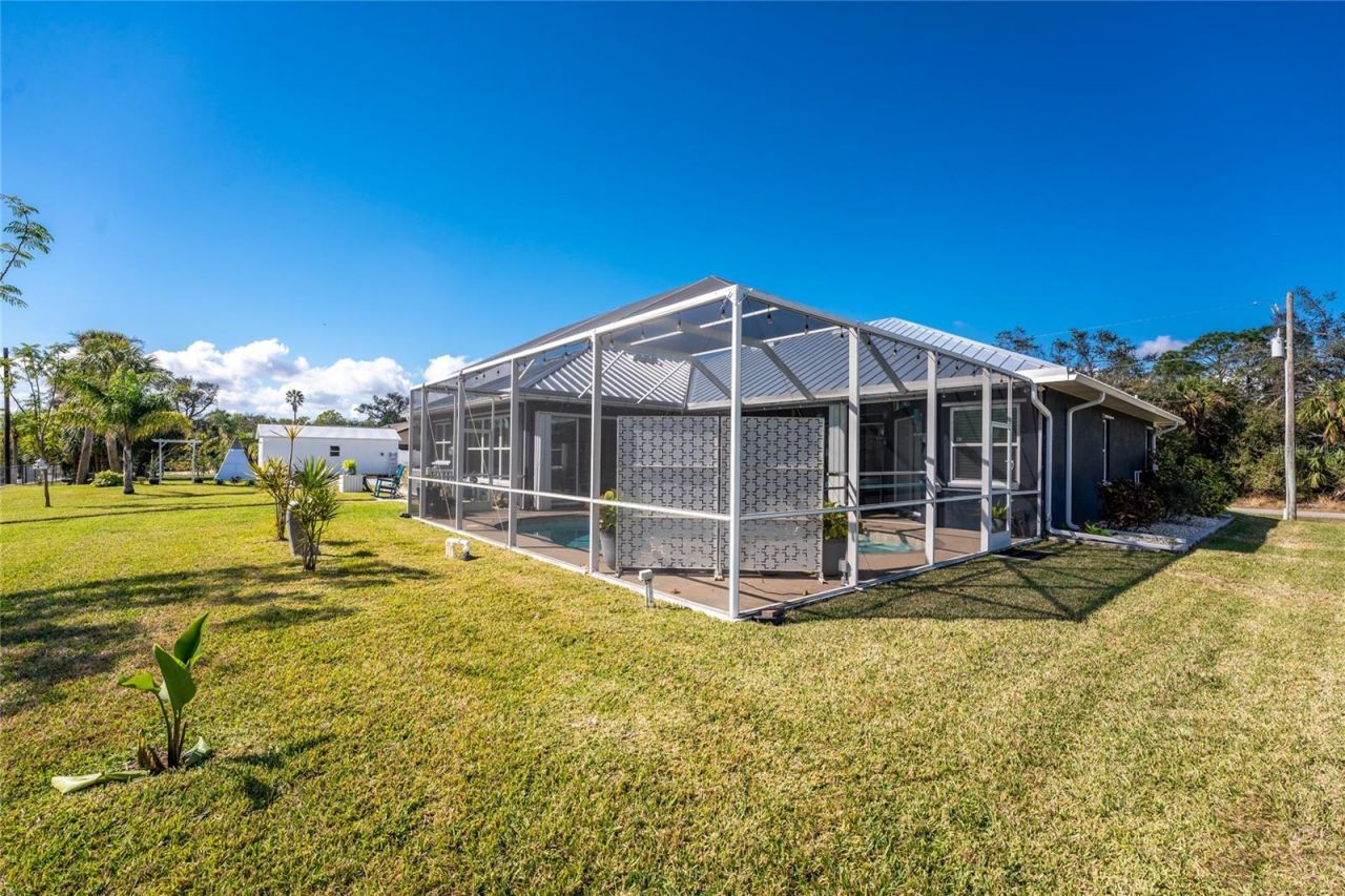 1052 Eppinger Drive, Port Charlotte, FL 33953 Photo