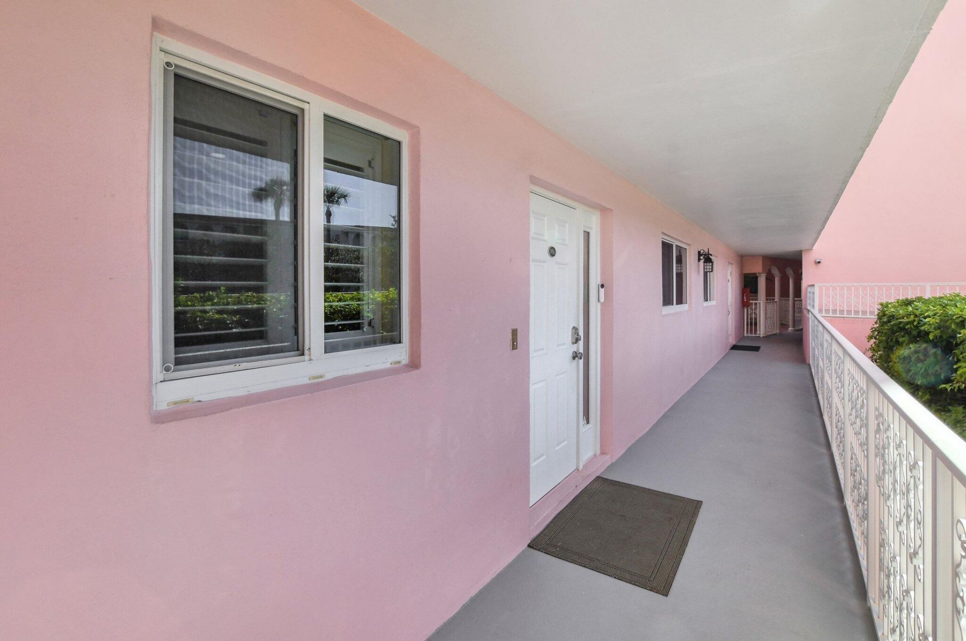 1099 S Ocean Boulevard S, Unit 105, Boca Raton, FL 33432 Photo