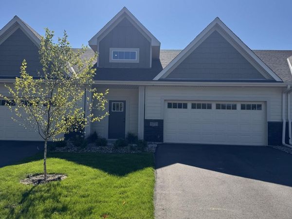 13731 Hollybrook Circle, Apple Valley, MN 55124