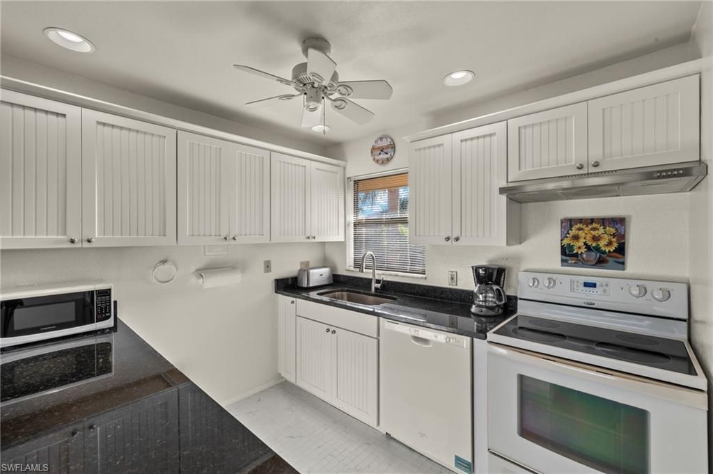 5117 Sea Bell Rd, Unit A203, Sanibel, FL 33957 Photo