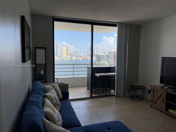 3300 NE 192nd St, Unit PH16, Aventura, FL 33180