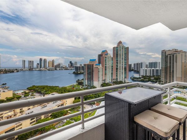 3300 NE 192nd St, Unit PH16, Aventura, FL 33180