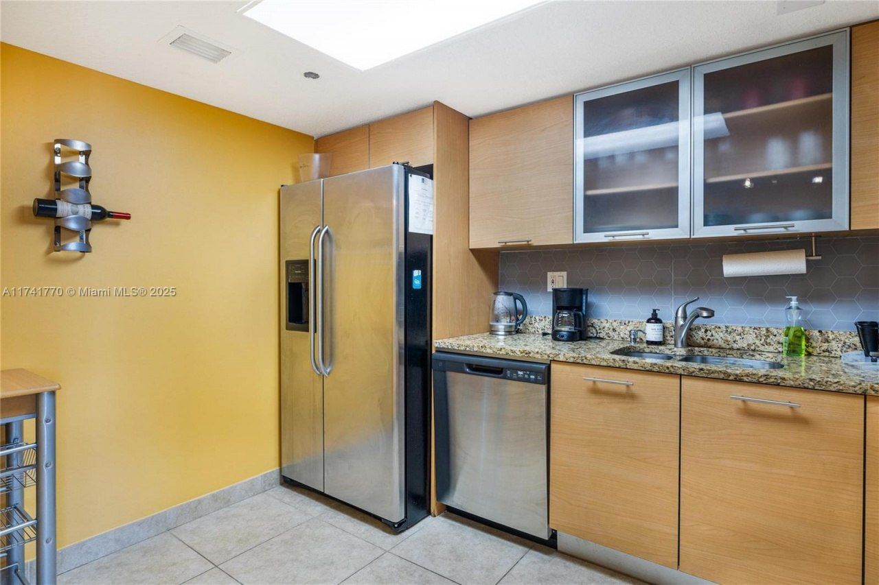 3300 NE 192nd St, Unit PH16, Aventura, FL 33180 Photo