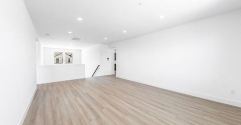 401 Pah Rah Ridge Drive, Unit Magnolia 3, Sparks, NV 89441 Photo