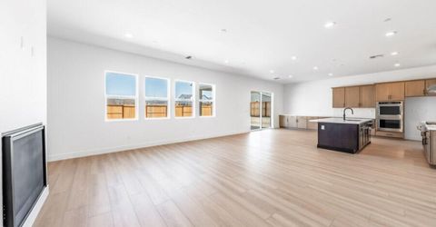 401 Pah Rah Ridge Drive, Unit Magnolia 3, Sparks, NV 89441 Photo