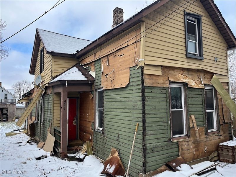 4667 Avery Avenue, Cleveland, OH 44127 Photo 3