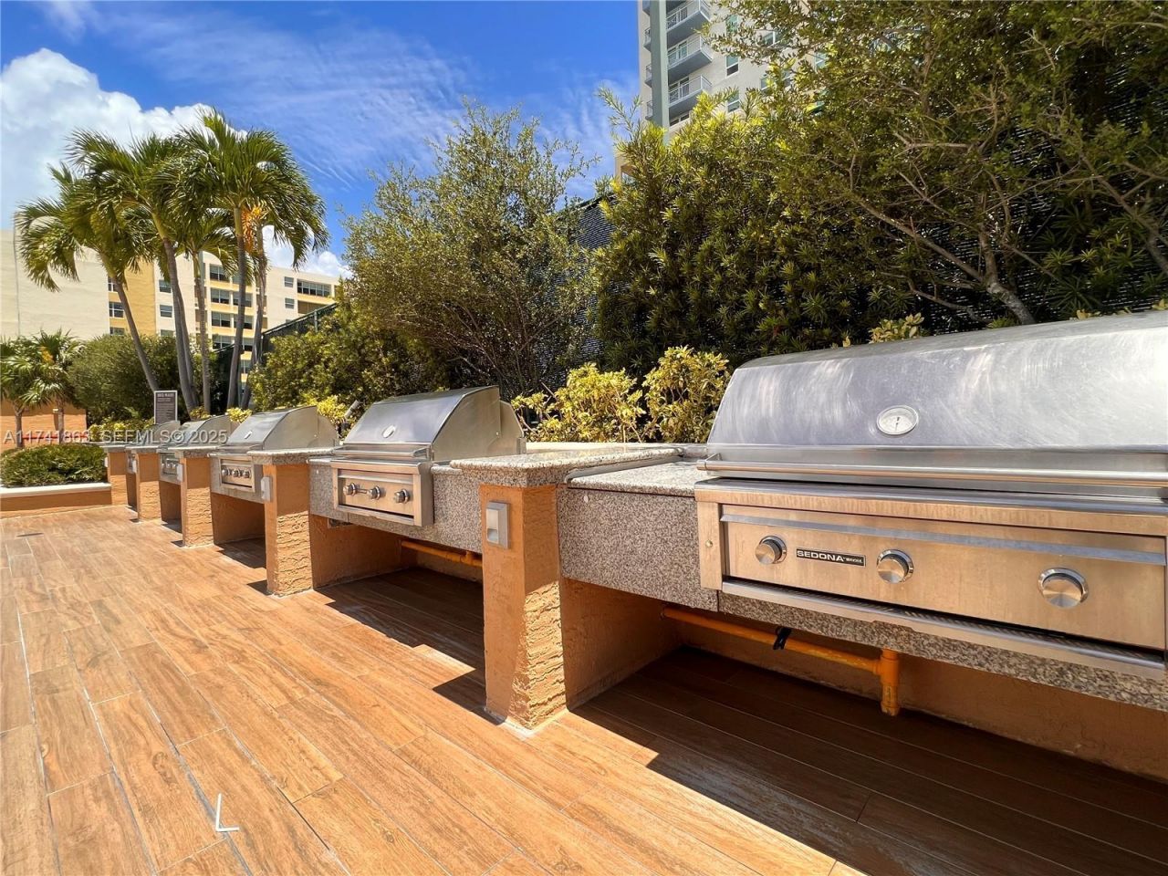 90 Alton Rd, Unit 2110, Miami Beach, FL 33139 Photo