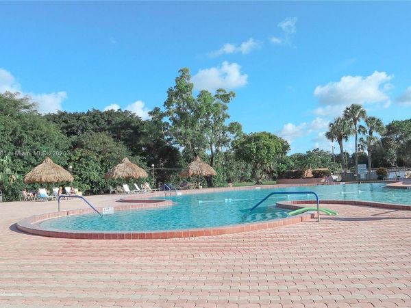 3210 Holiday Springs Blvd, Unit 2-204, Margate, FL 33063