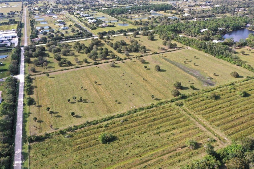 495 66th Avenue Sw, Vero Beach, FL 32968 Photo