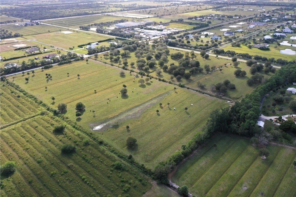 495 66th Avenue Sw, Vero Beach, FL 32968 Photo