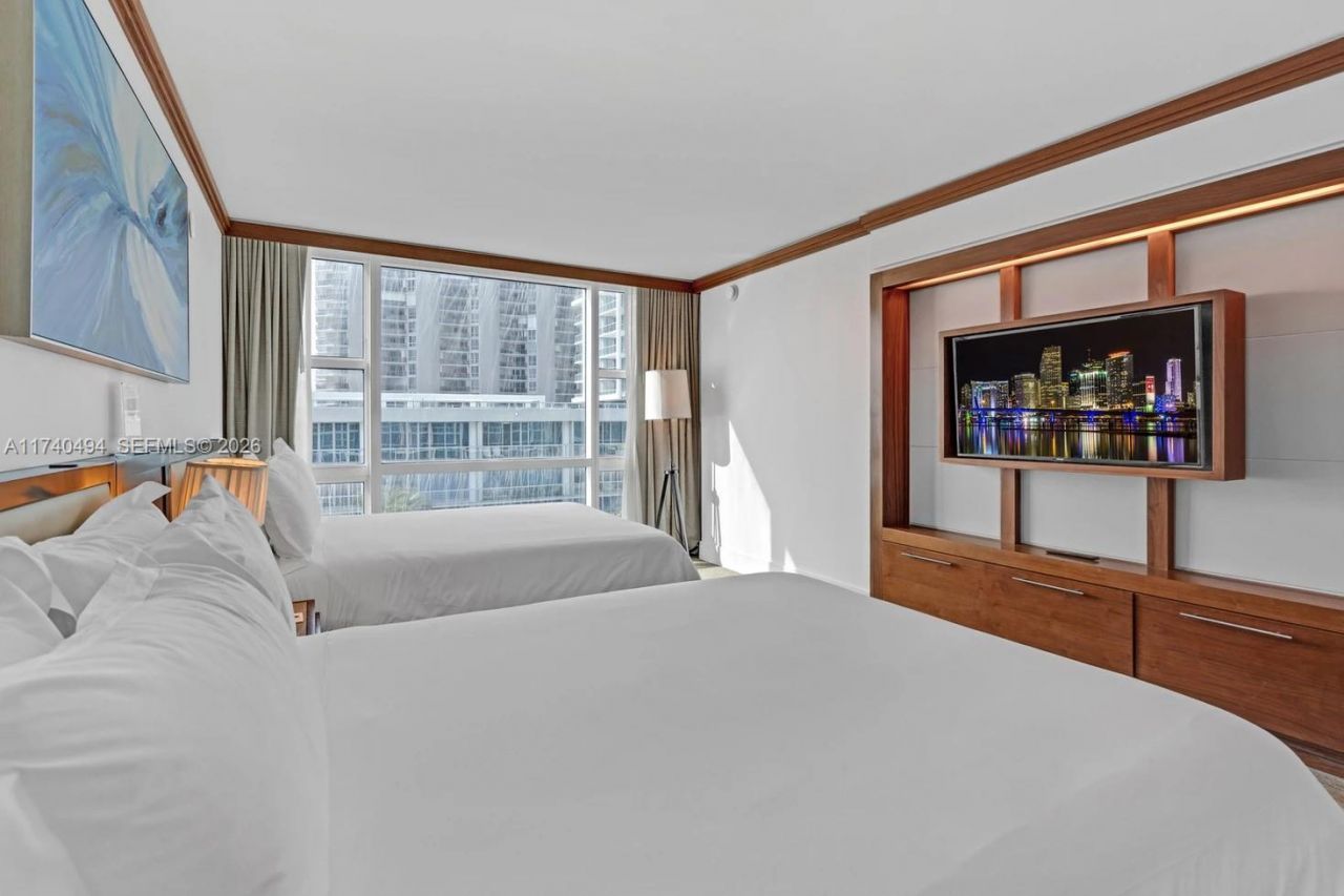 6801 Collins Ave, Unit 608 (door, Miami Beach, FL 33141 Photo