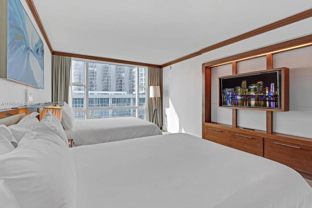 6801 Collins Ave, Unit 608 (door, Miami Beach, FL 33141 Photo