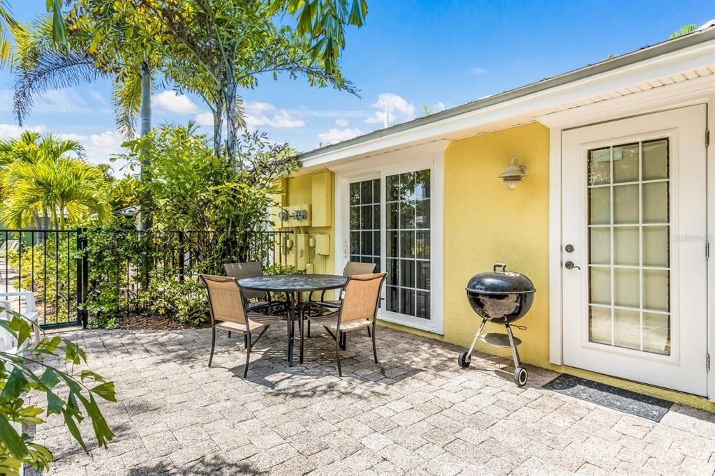 6606 Holmes Boulevard, Unit 3, Holmes Beach, FL 34217 Photo