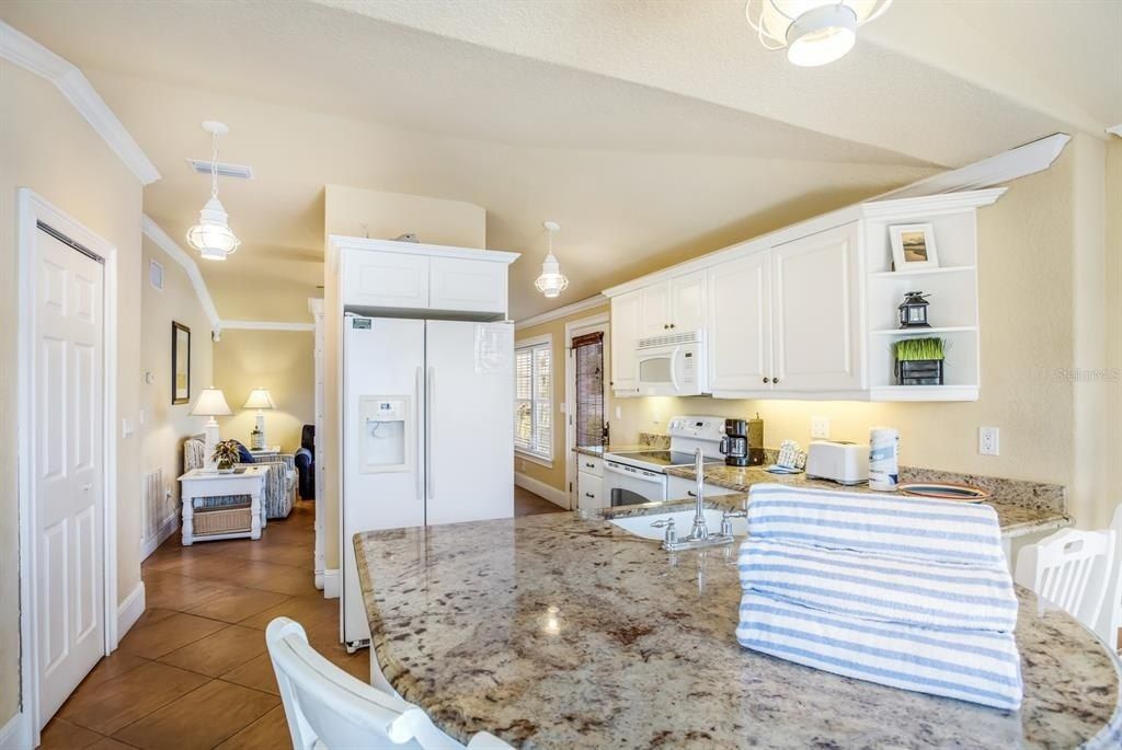 6606 Holmes Boulevard, Unit 3, Holmes Beach, FL 34217 Photo