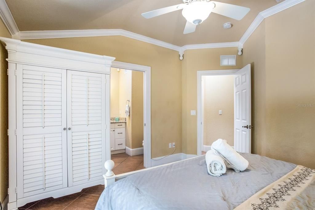 6606 Holmes Boulevard, Unit 3, Holmes Beach, FL 34217 Photo