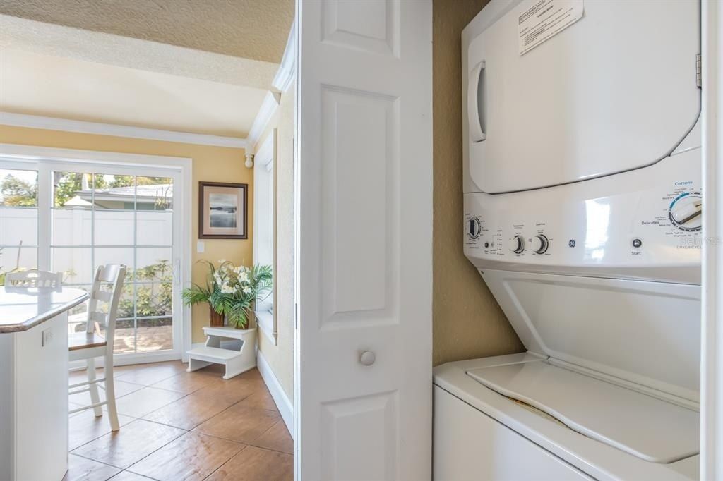 6606 Holmes Boulevard, Unit 3, Holmes Beach, FL 34217 Photo