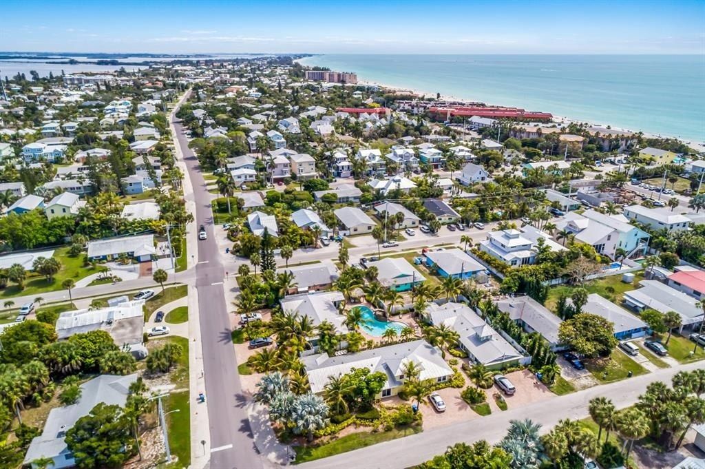 6606 Holmes Boulevard, Unit 3, Holmes Beach, FL 34217 Photo