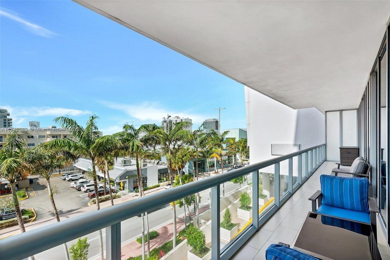 6799 Collins Ave, Unit 312, Miami Beach, FL 33141 Photo