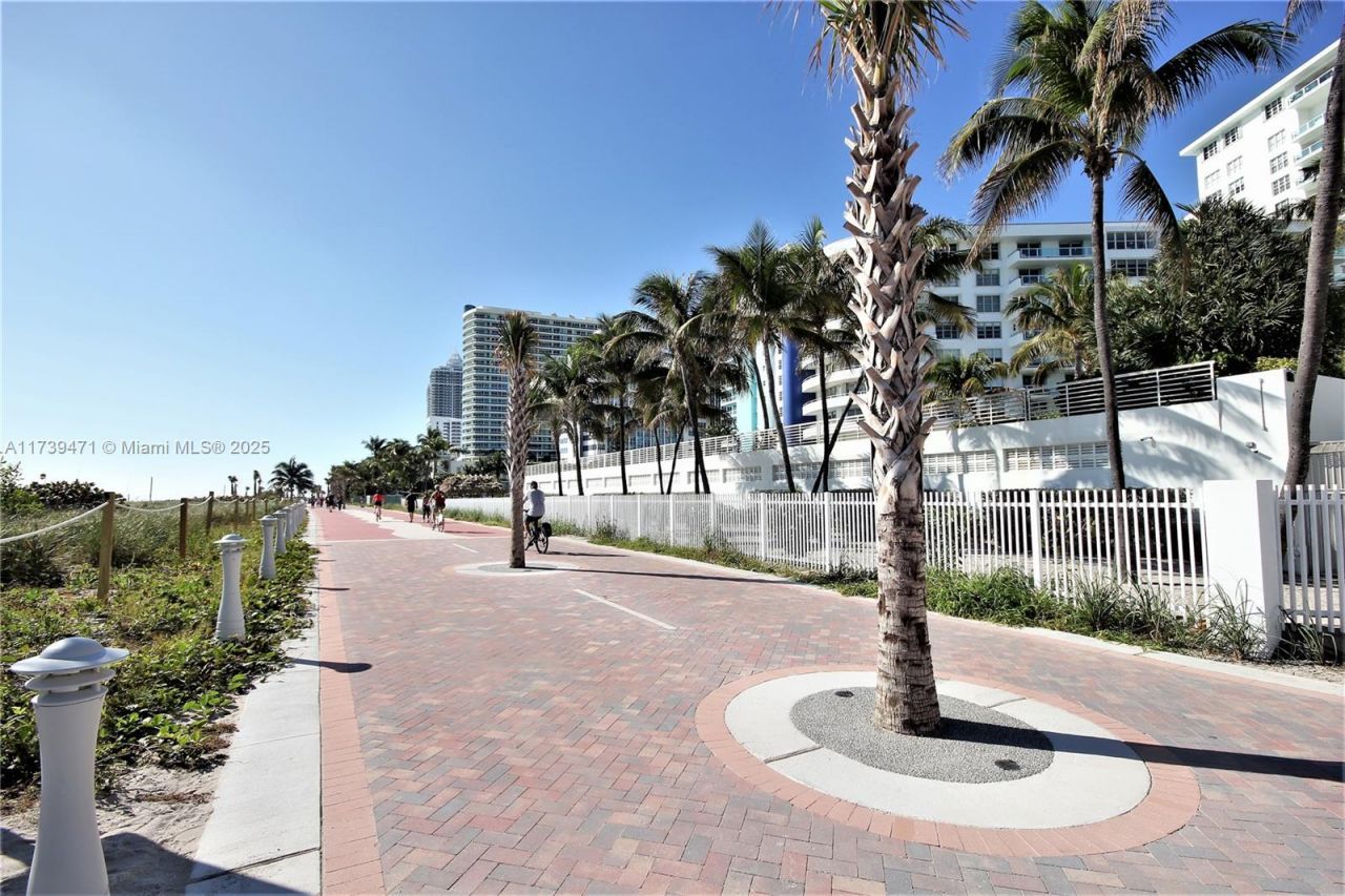 5151 Collins Ave, Unit 736, Miami Beach, FL 33140 Photo