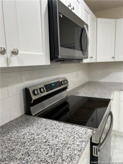 160 SE Lakehurst Drive, Port Saint Lucie, FL 34983 Photo