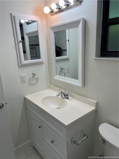 160 SE Lakehurst Drive, Port Saint Lucie, FL 34983 Photo