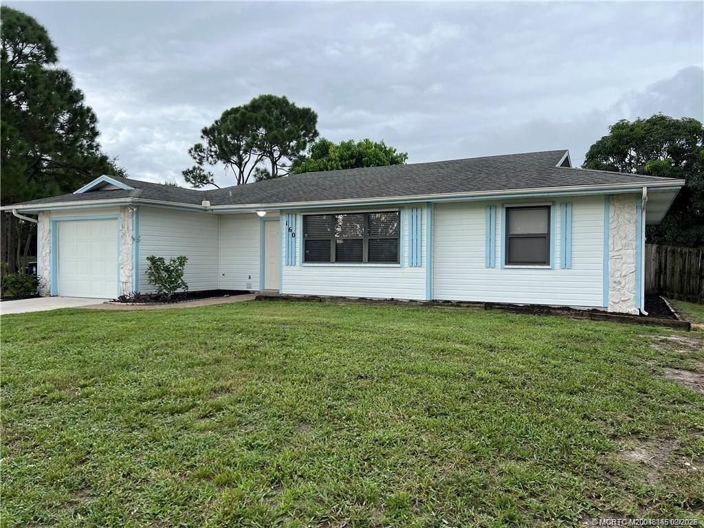 160 SE Lakehurst Drive, Port Saint Lucie, FL 34983 Photo
