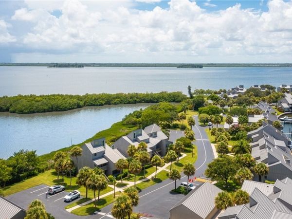 1306 Spyglass Lane, Unit 1306, Vero Beach, FL 32963