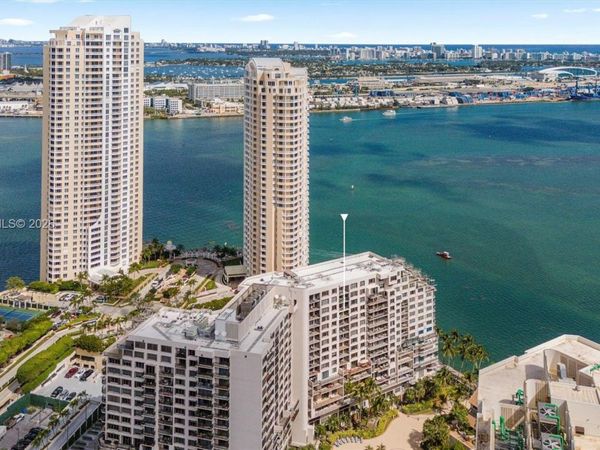 540 Brickell Key Dr, Unit 1519, Miami, FL 33131