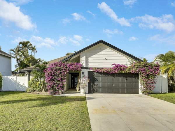 6039 Adams Street, Jupiter, FL 33458