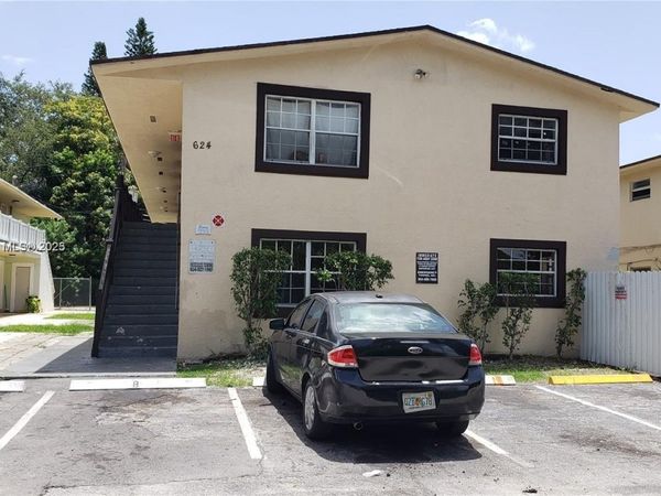 624 SW 16th Ave, Unit C, Fort Lauderdale, FL 33312