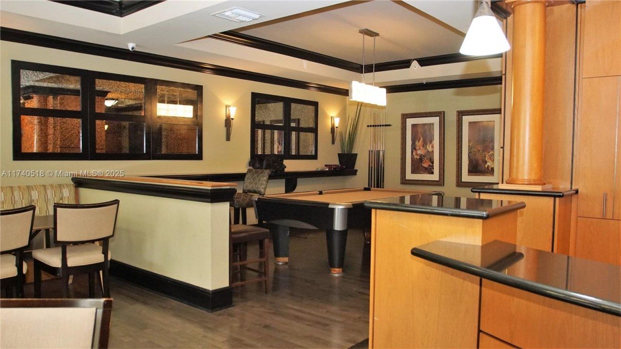 3001 NE 185th St, Unit 428, Aventura, FL 33180 Photo