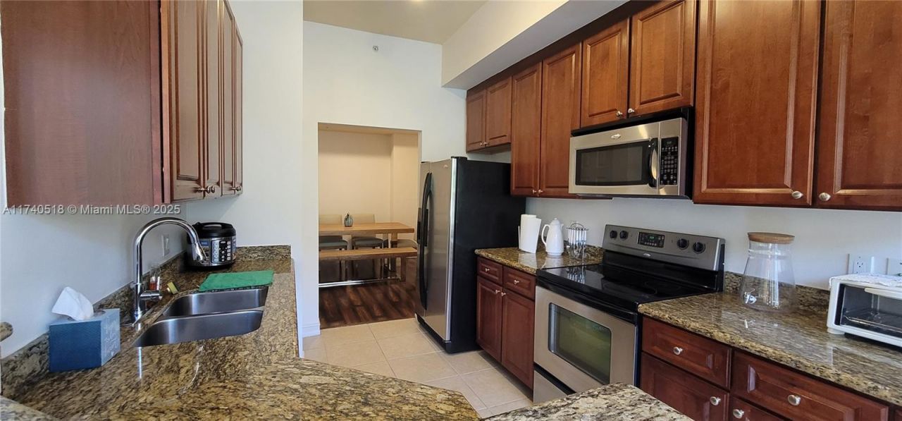 3001 NE 185th St, Unit 428, Aventura, FL 33180 Photo