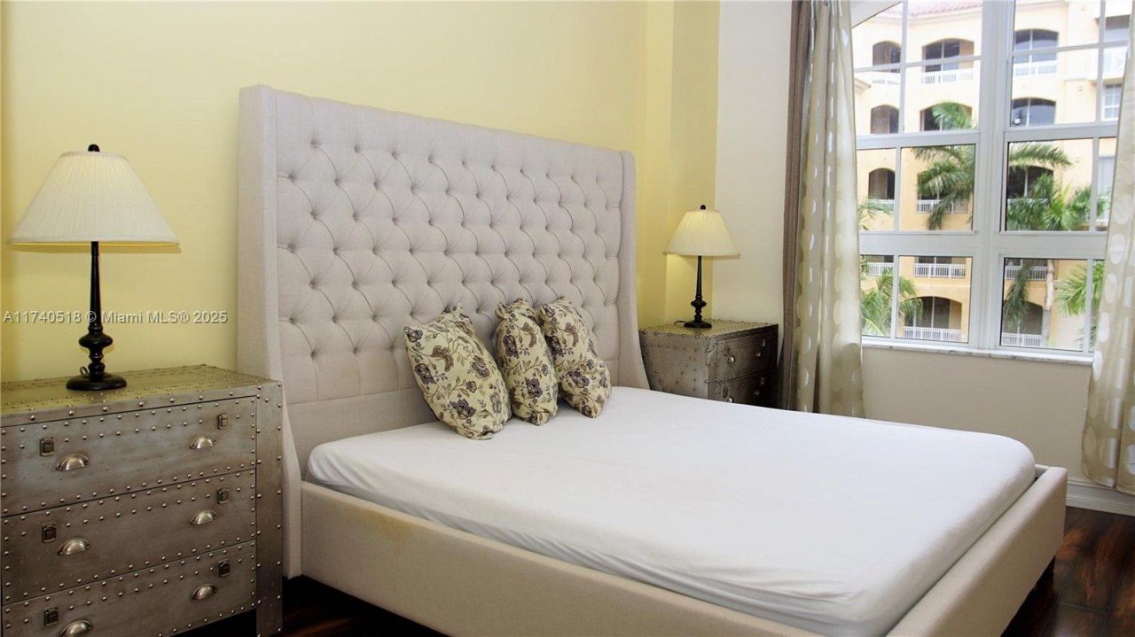 3001 NE 185th St, Unit 428, Aventura, FL 33180 Photo