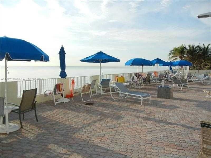 3180 S Ocean Dr, Unit 1217, Hallandale Beach, FL 33009 Photo
