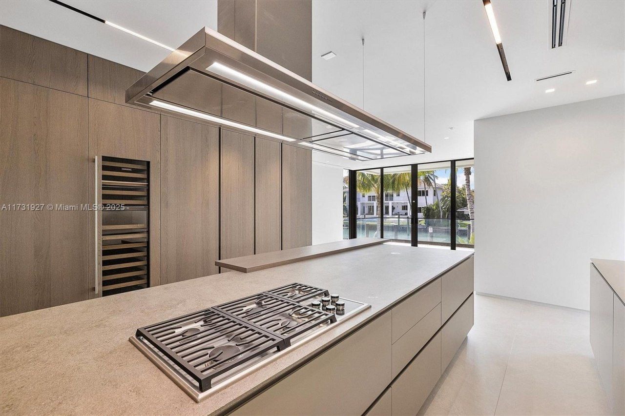 960 Mariner Dr, Key Biscayne, FL 33149 Photo