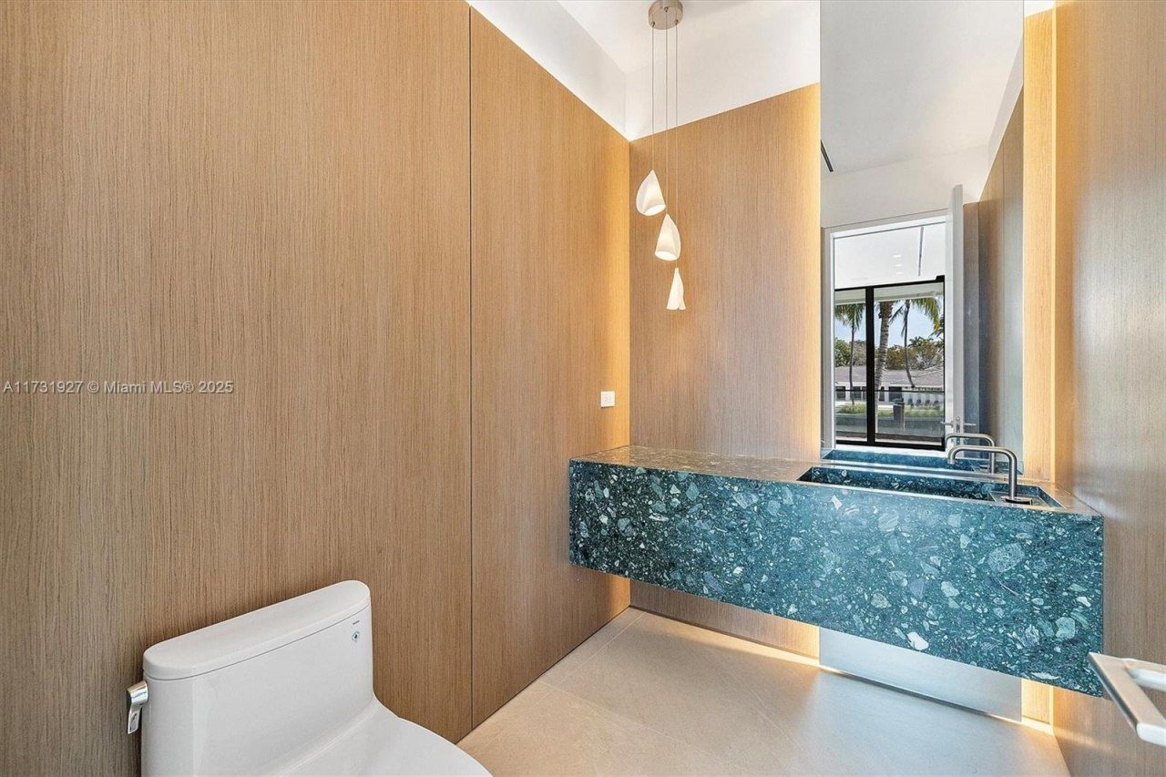 960 Mariner Dr, Key Biscayne, FL 33149 Photo