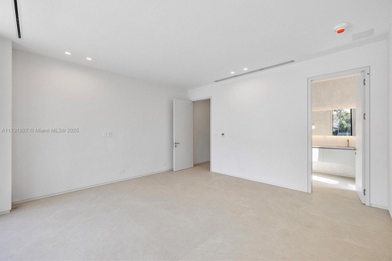 960 Mariner Dr, Key Biscayne, FL 33149 Photo