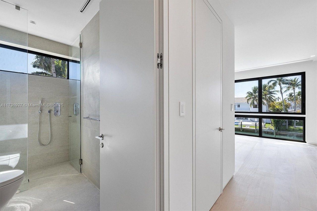 960 Mariner Dr, Key Biscayne, FL 33149 Photo