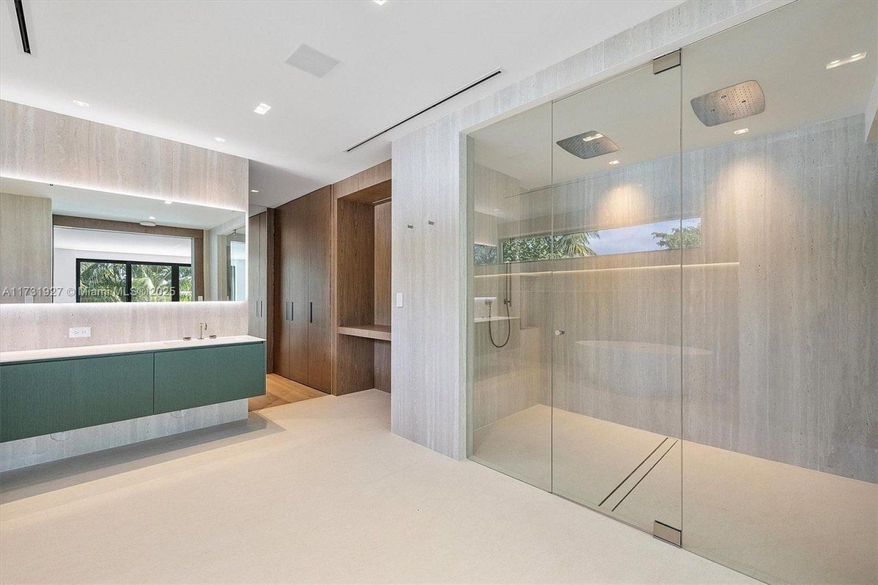 960 Mariner Dr, Key Biscayne, FL 33149 Photo