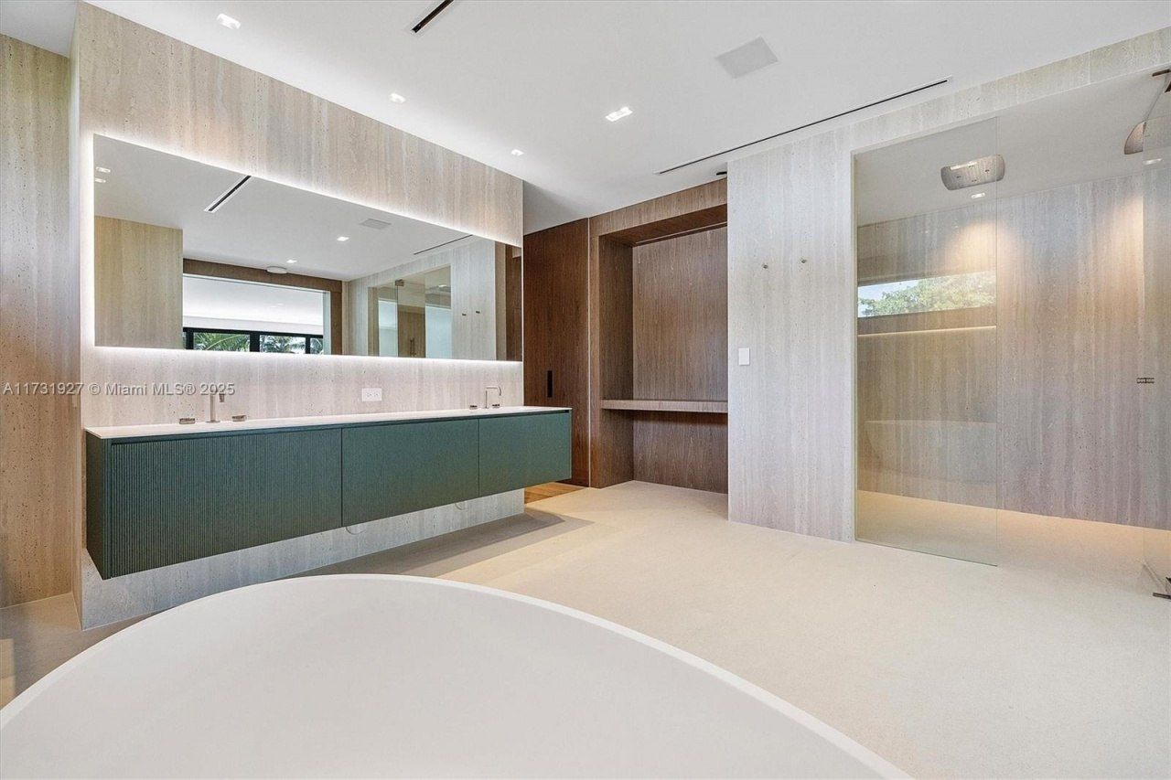 960 Mariner Dr, Key Biscayne, FL 33149 Photo