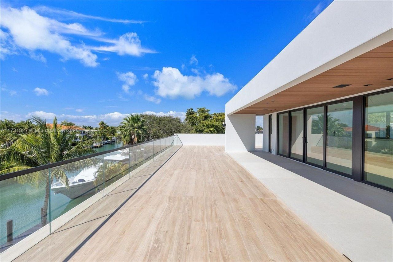 960 Mariner Dr, Key Biscayne, FL 33149 Photo